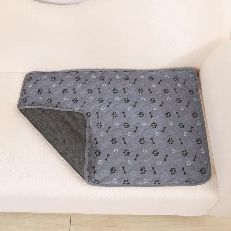 Reusable Washable Dog Pee Pad Blanket 🐶 | Ultra-Absorbent Waterproof Puppy Training Pad & Urine Mat 🌊